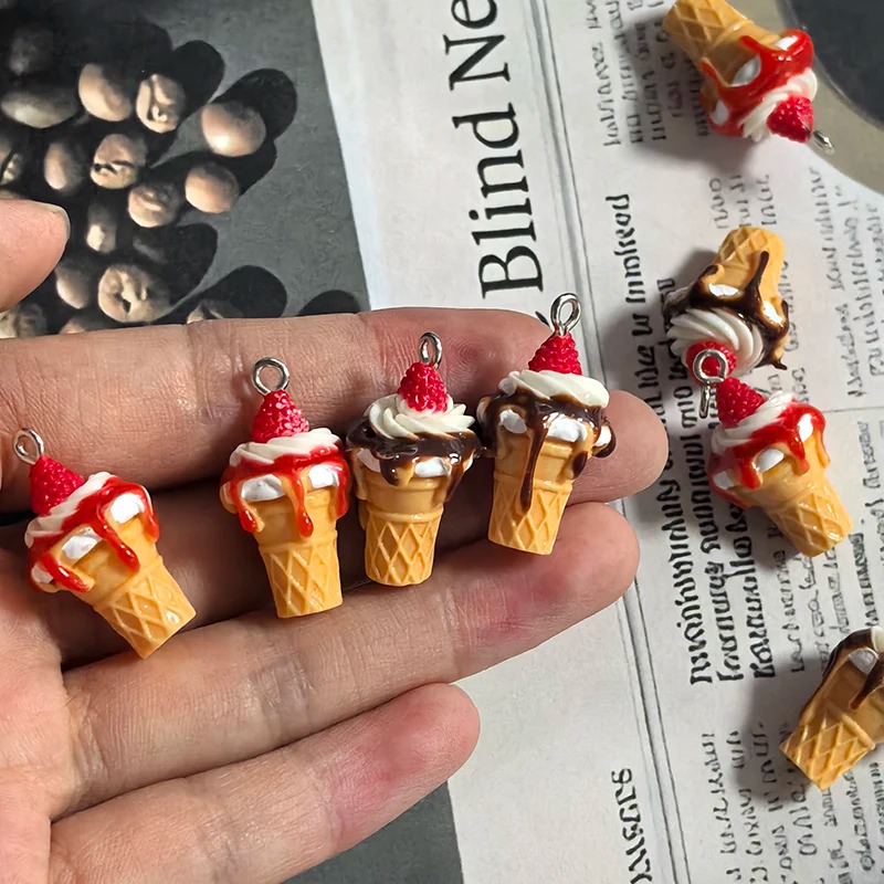 10Pcs 3D Mini Simulated Strawb - огляд і ціна 3D Printing Earrings